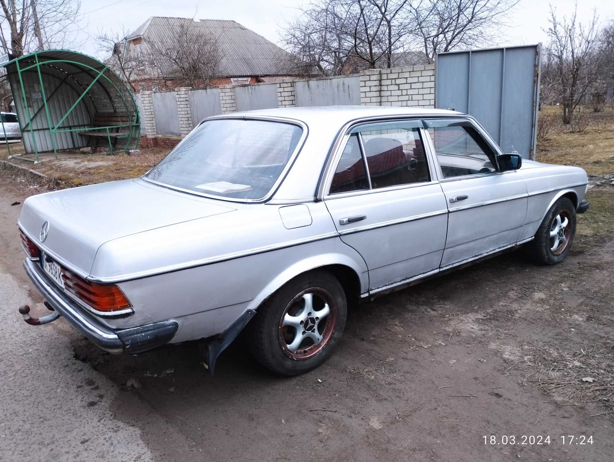 Продам свой Mercedes W123 с переоформлением