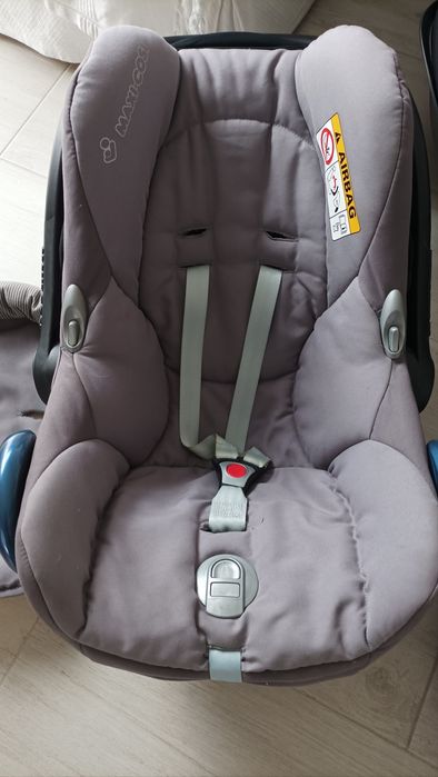 Conjunto auto e passeio dos 0 aos 4 anos