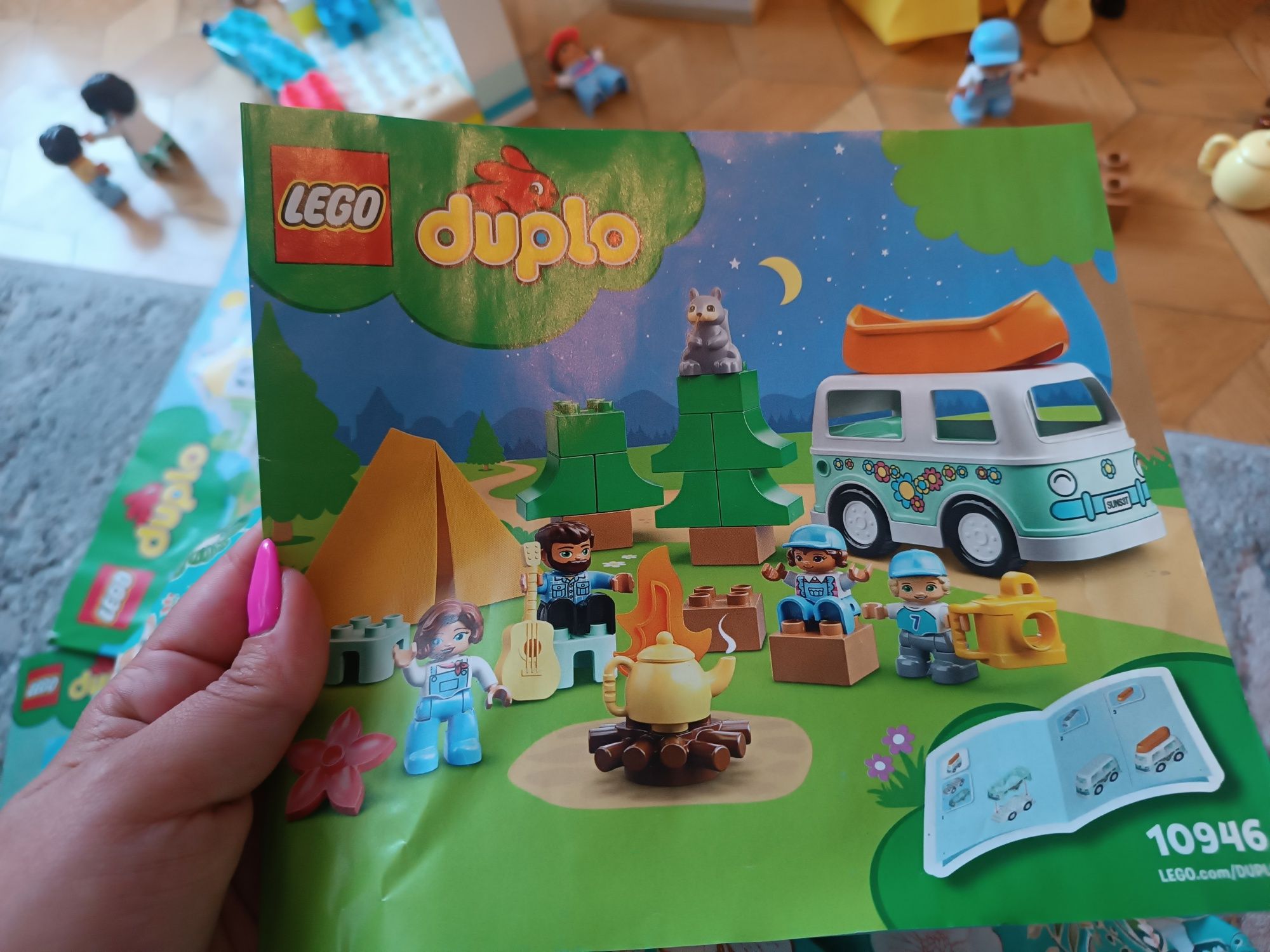 LEGO DUPLO 10946 Rodzinne biwakowanie
