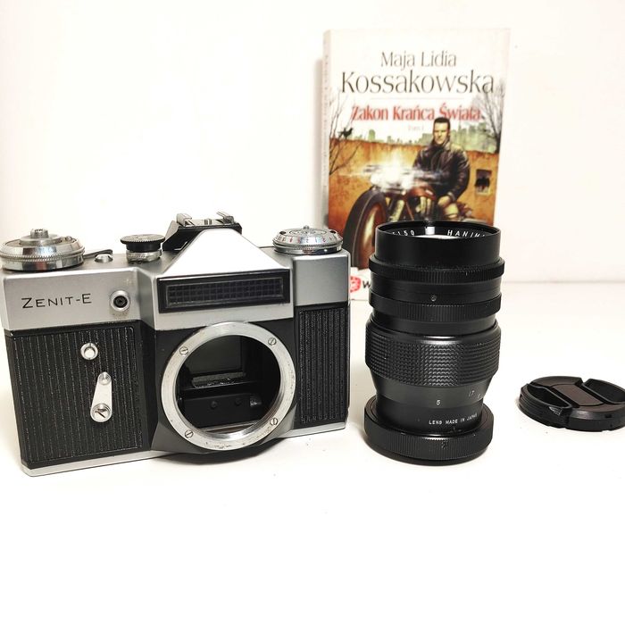 Zadbana Lustrzanka analogowa RETRO CCCP Zenit E z HANIMAR 135mm 1:3,5
