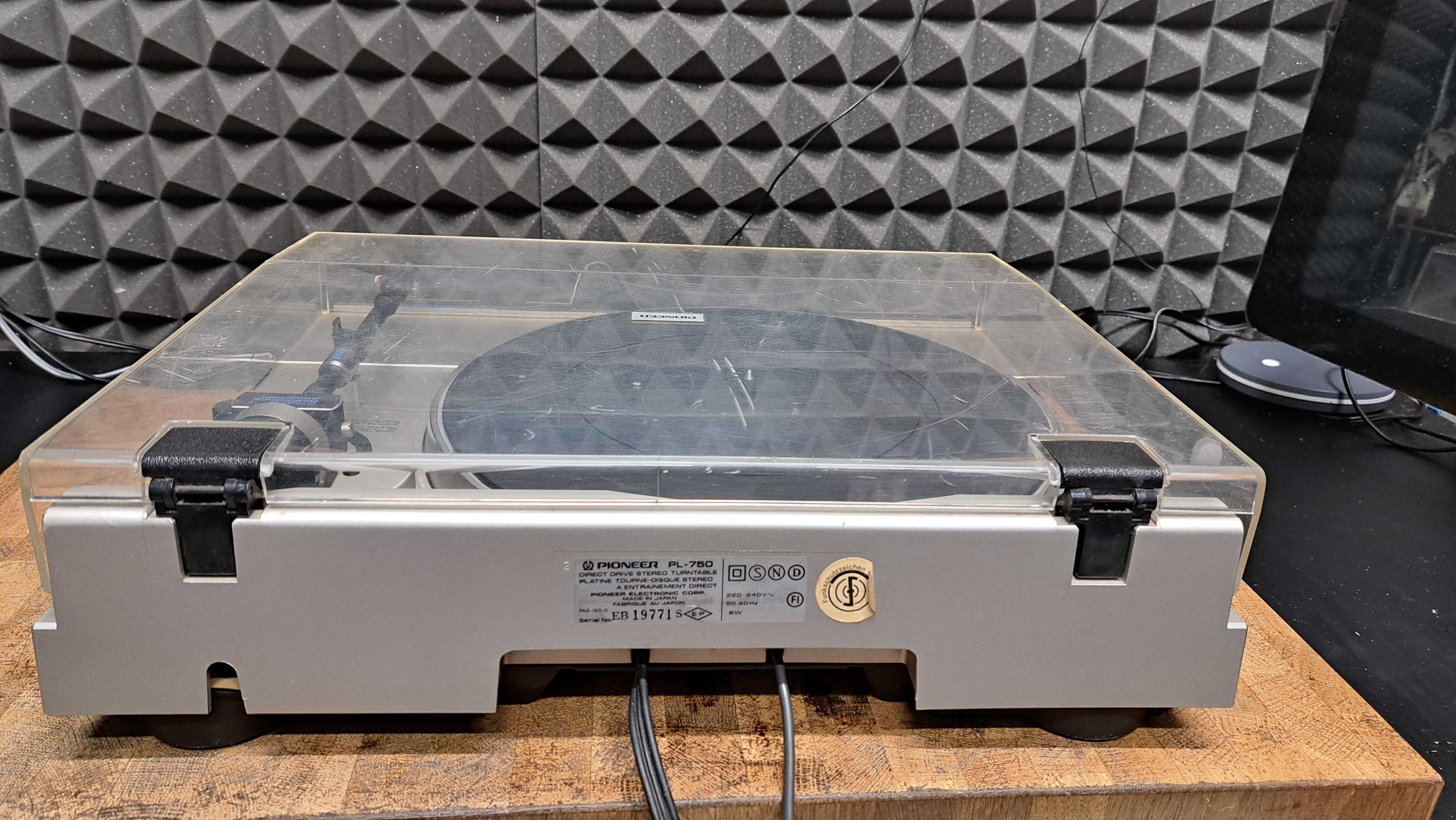 Gramofon Pioneer PL 750 direct drive