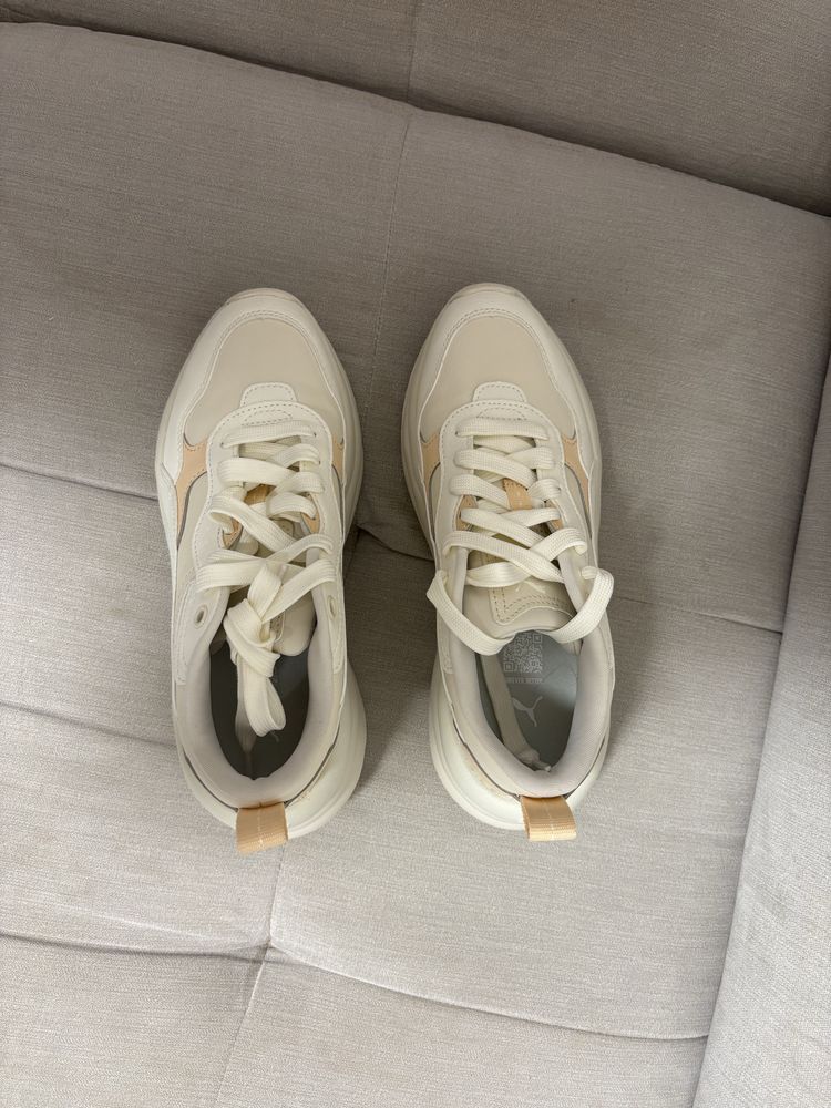 Кросівки Puma Cilia Wedge 37.5