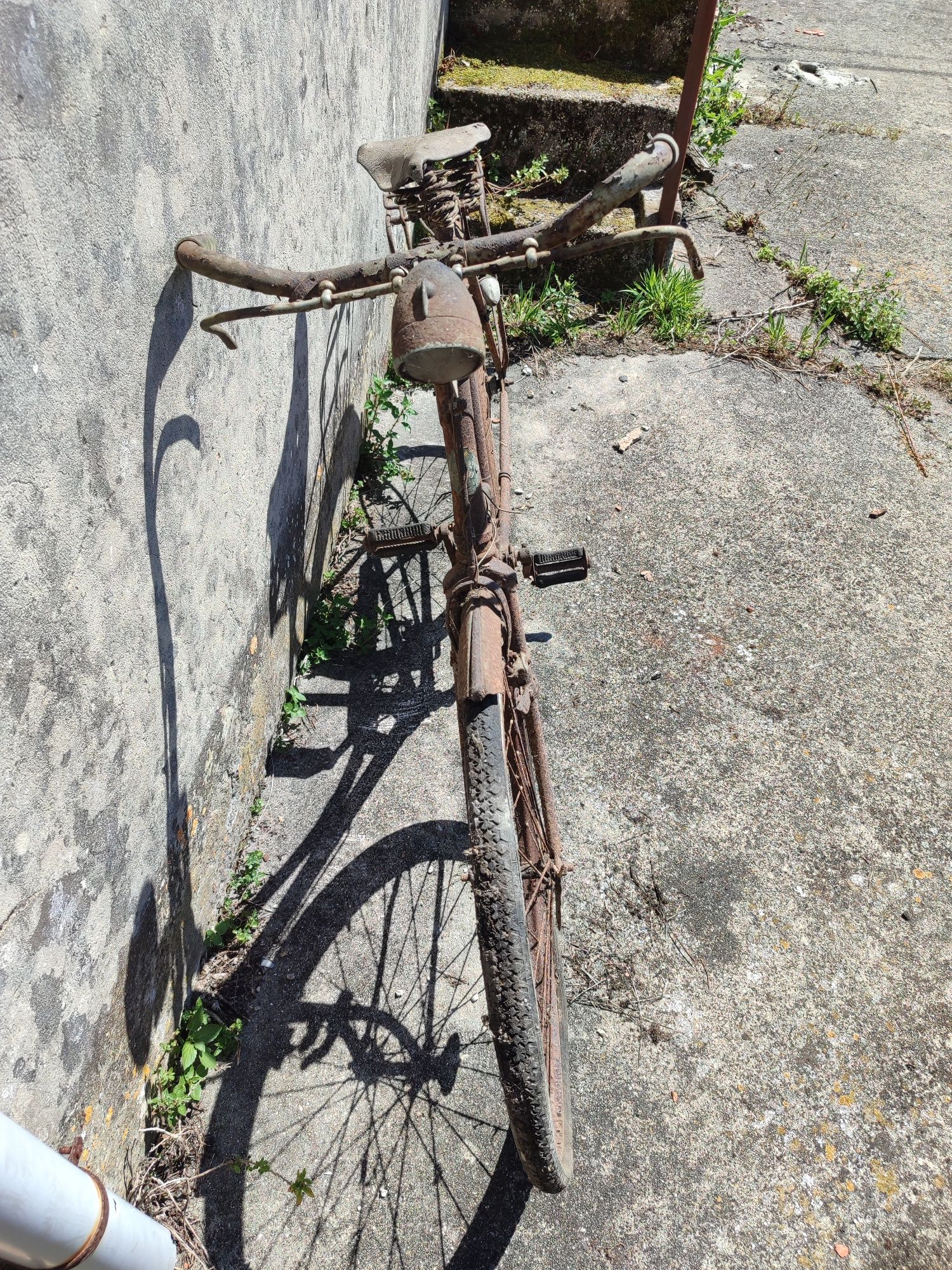 Vendo bicicleta pasteleira de senhora - Walmer England