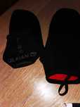 Sapatos de mergulho novos