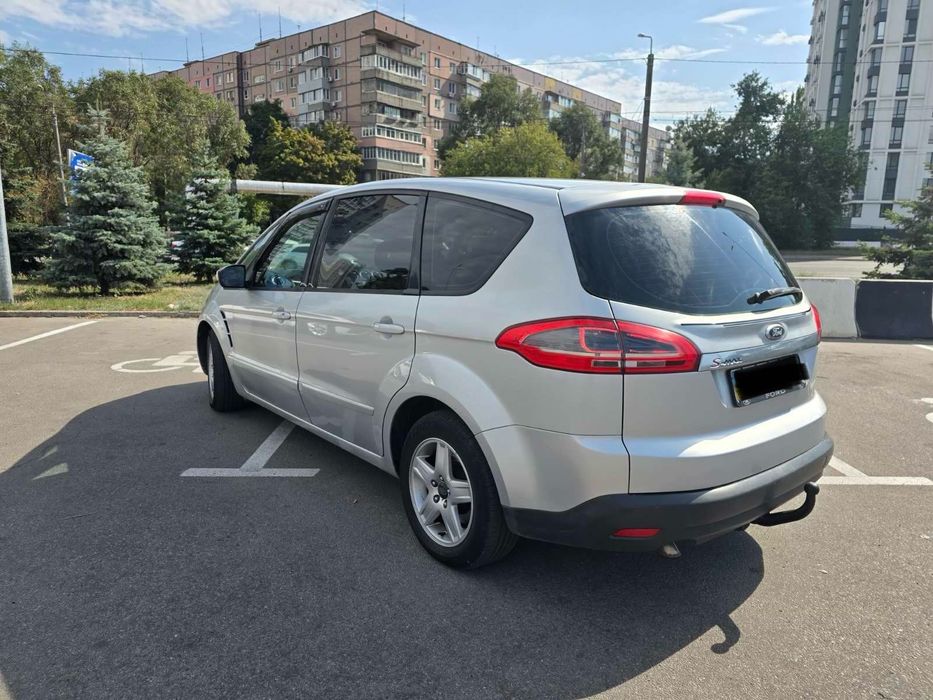 Ford S-Max 2011г.