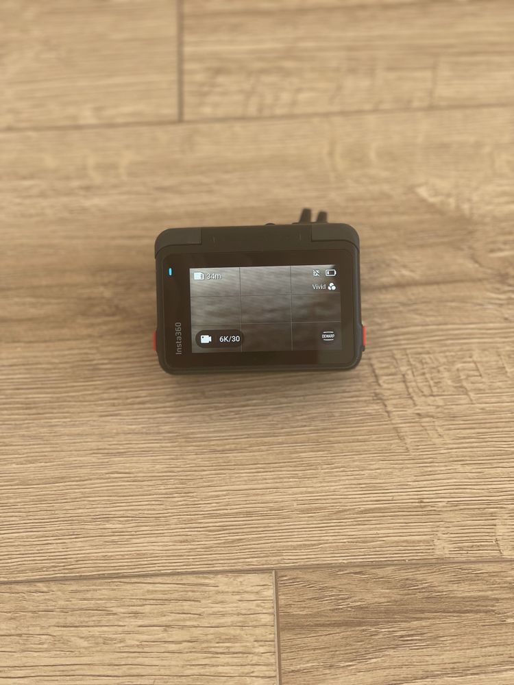 Продам insta 360 ace