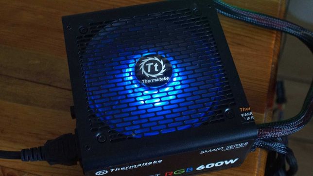Блок питания Thermaltake Smart RGB 600W