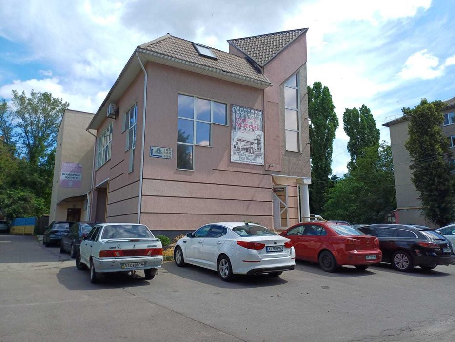 360м2 три поверхи по 80м2+підвал