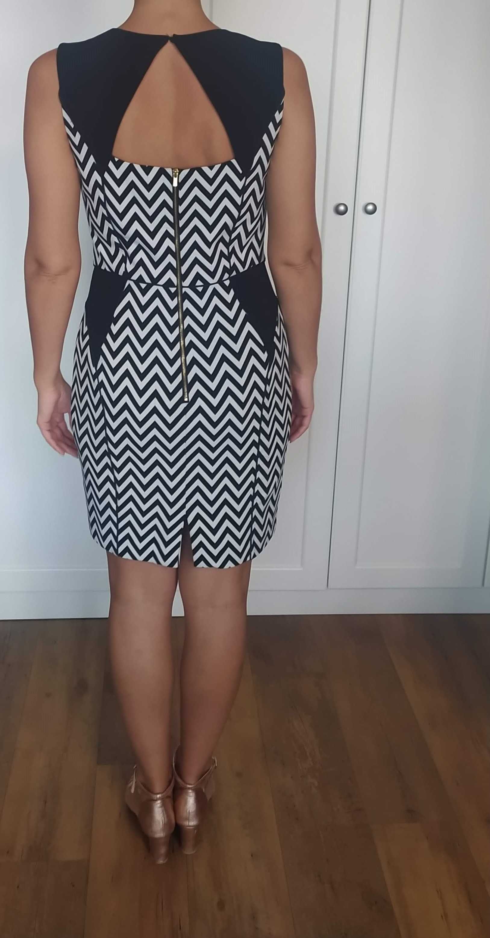 Sukienka przed kolano roz.40