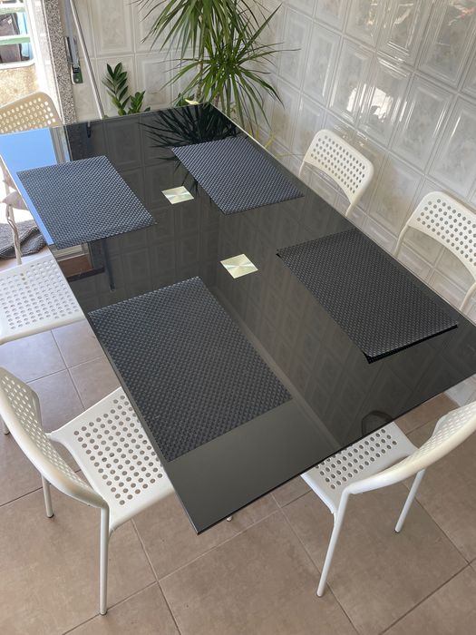 Mesa de sala ou cozinha