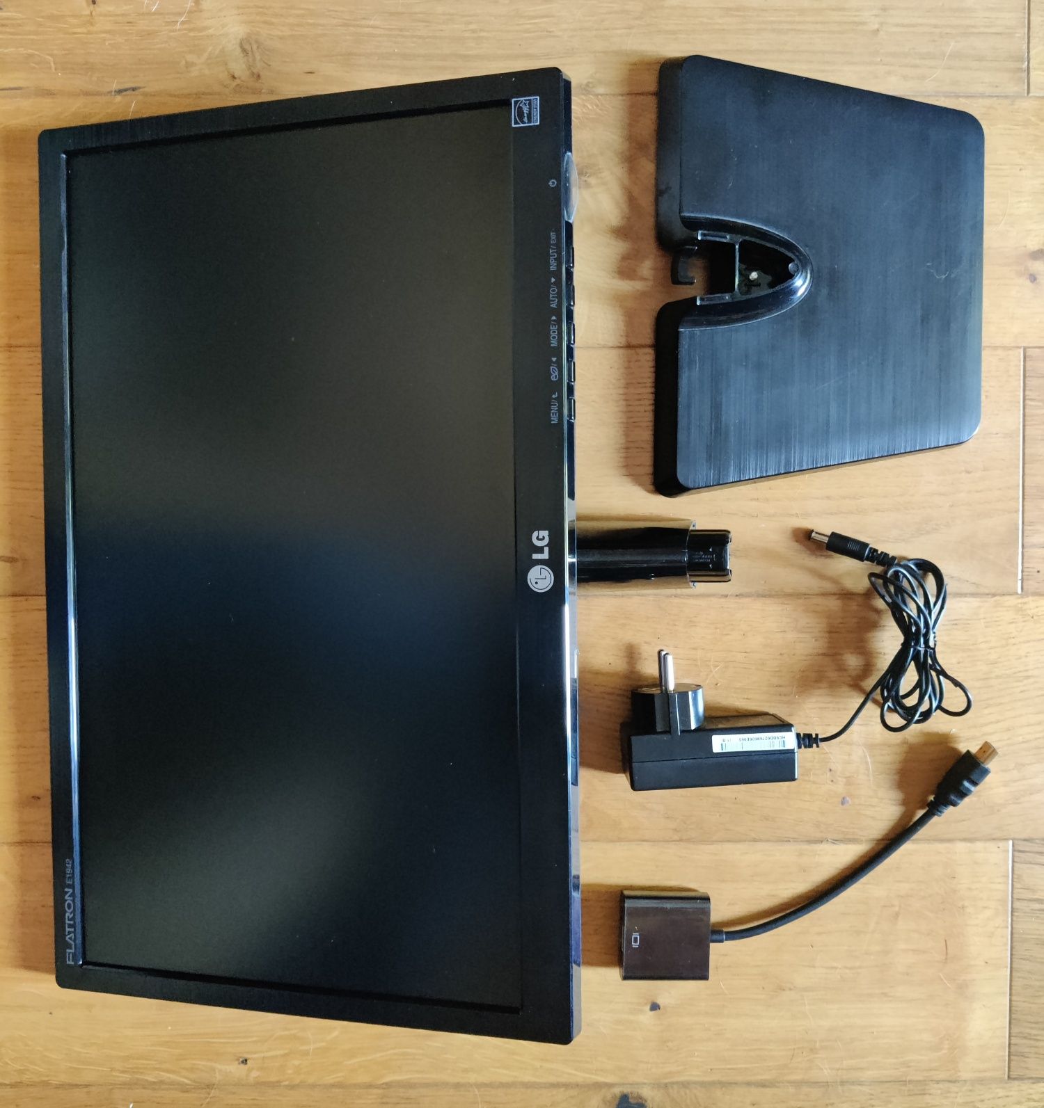 Monitor LG E1942C-BN