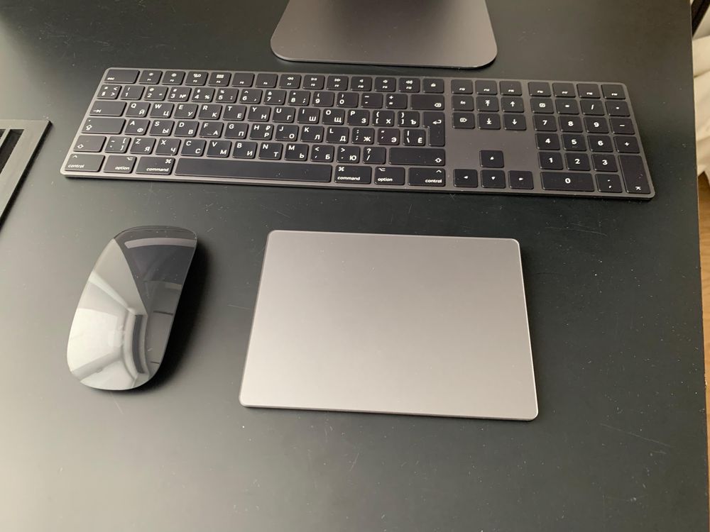 Моноблок APPLE A1862 iMac 27" Pro Retina 5K (MQ2Y2UA/A) 2017