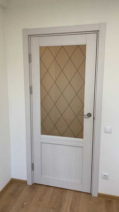 Вхідні  та міжкімнатні двері монтаж установка дверей