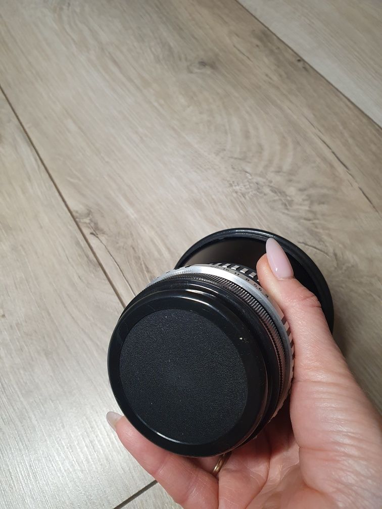 Продам відмінний об'єктив Carl Zeiss Jena