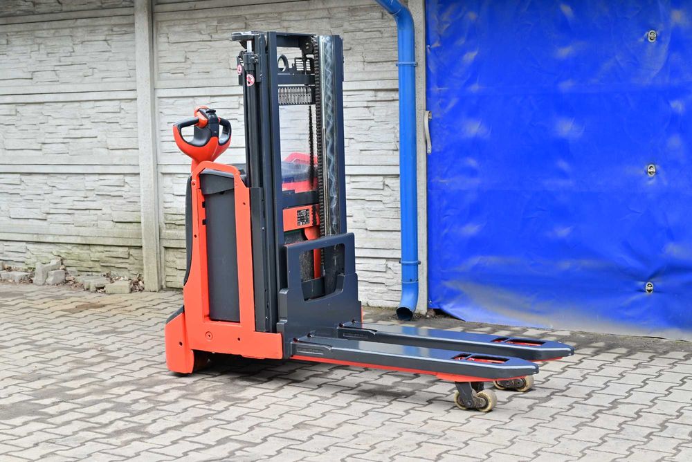 Paleciak elektryczny Linde D08 2016rok Wstępne podnoszenie FHP 374