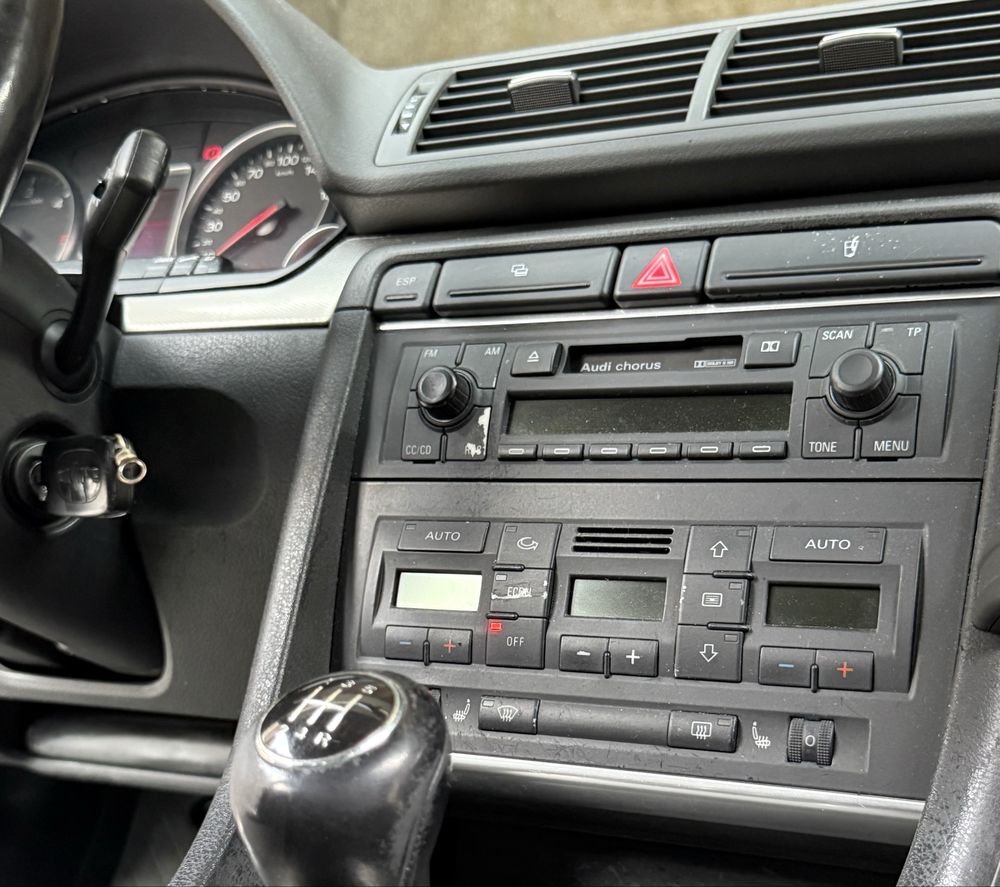 Audi A4 1.9 TDi Sport 130cv - RESERVADA