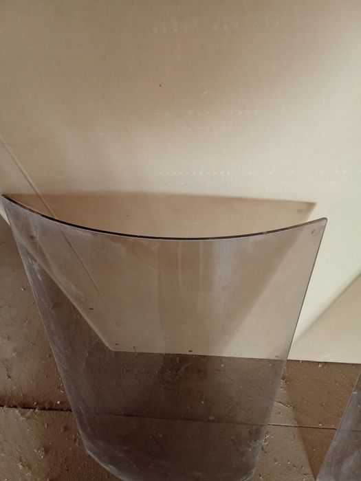 Скло радіусне,нове,для виготовлення меблевих фасадів