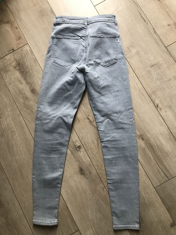 Spodnie jeansowe Bershka Rozmiar 38 NOWE