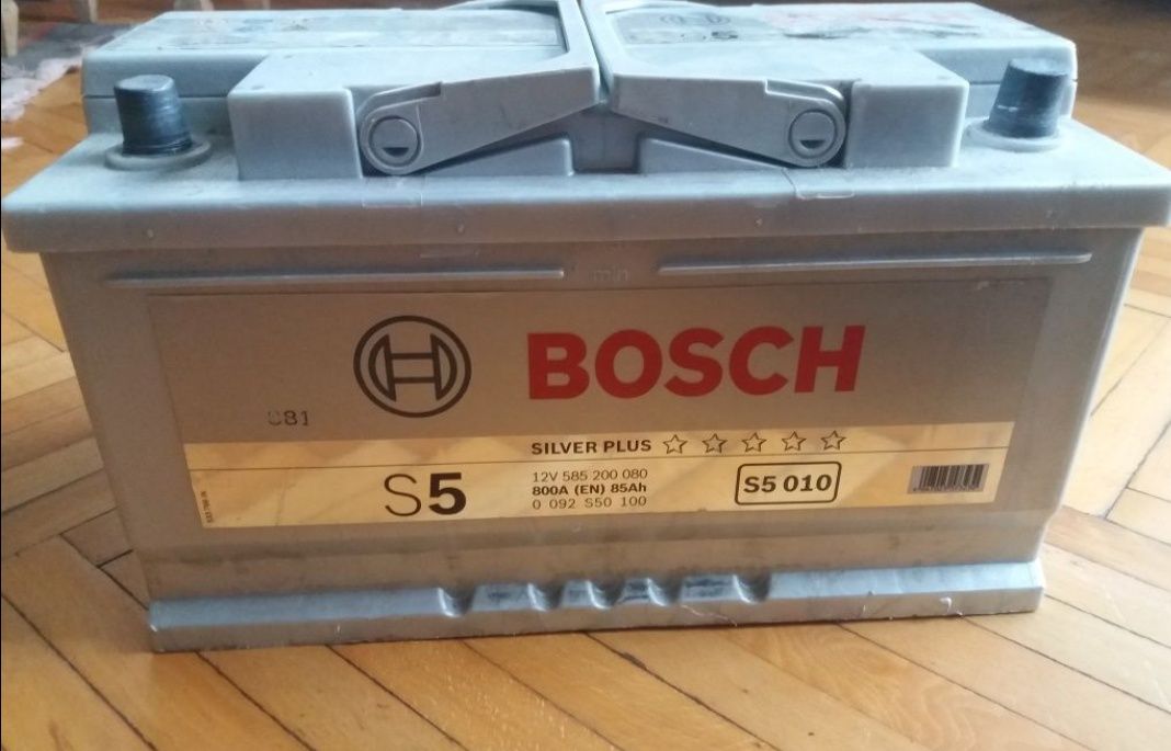 Акуммулятор  BOSCH  S5 010 обслуживаемый