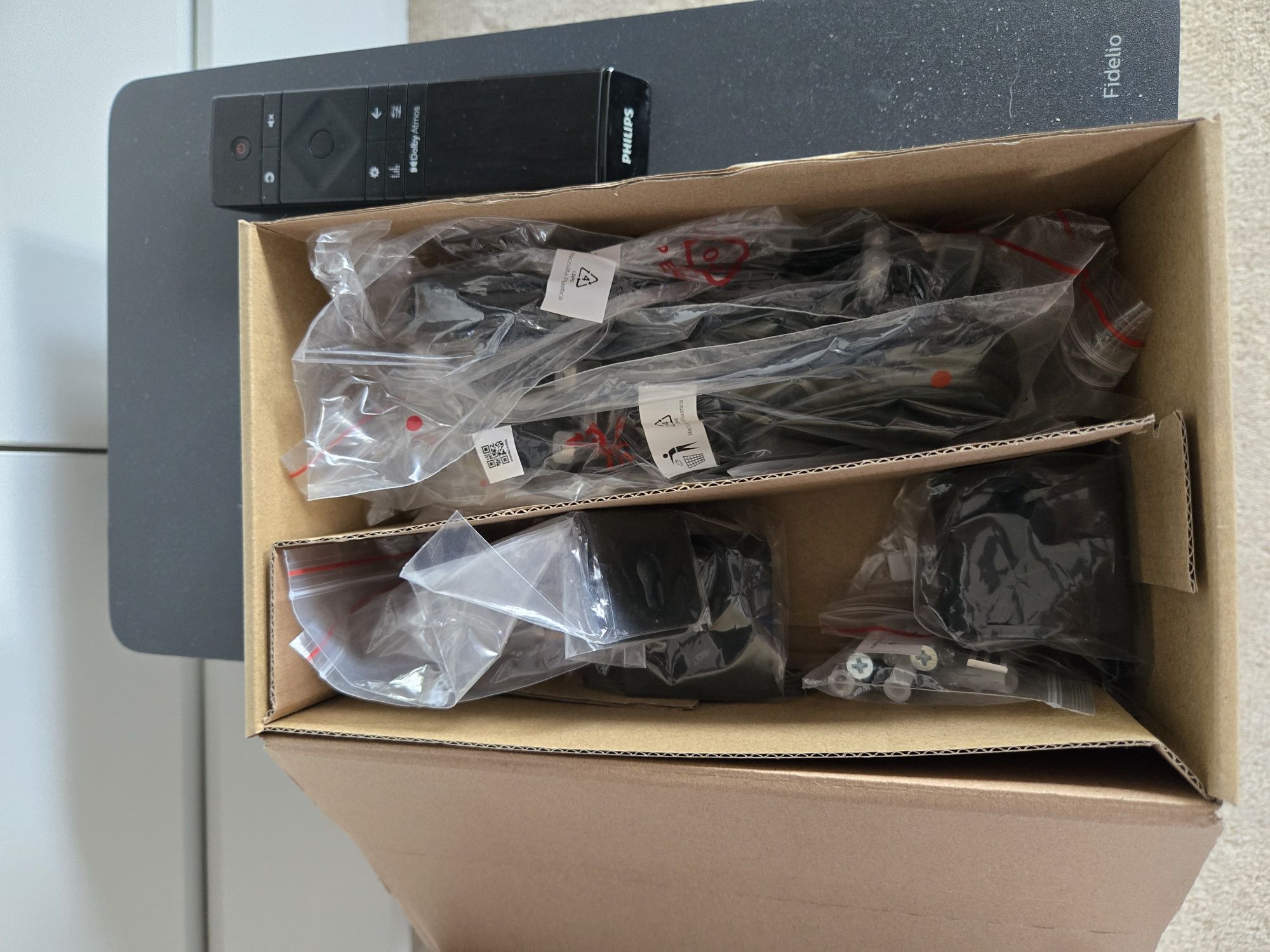 Soundbar kino domowe Philips Fidelio B97/10 7.1.2 888W - gwarancja
