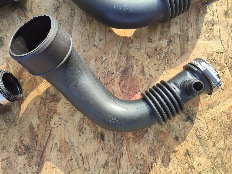 Патрубок 1.9 8200201615 2 сценик 2 сценік 2 мегане scenic megan