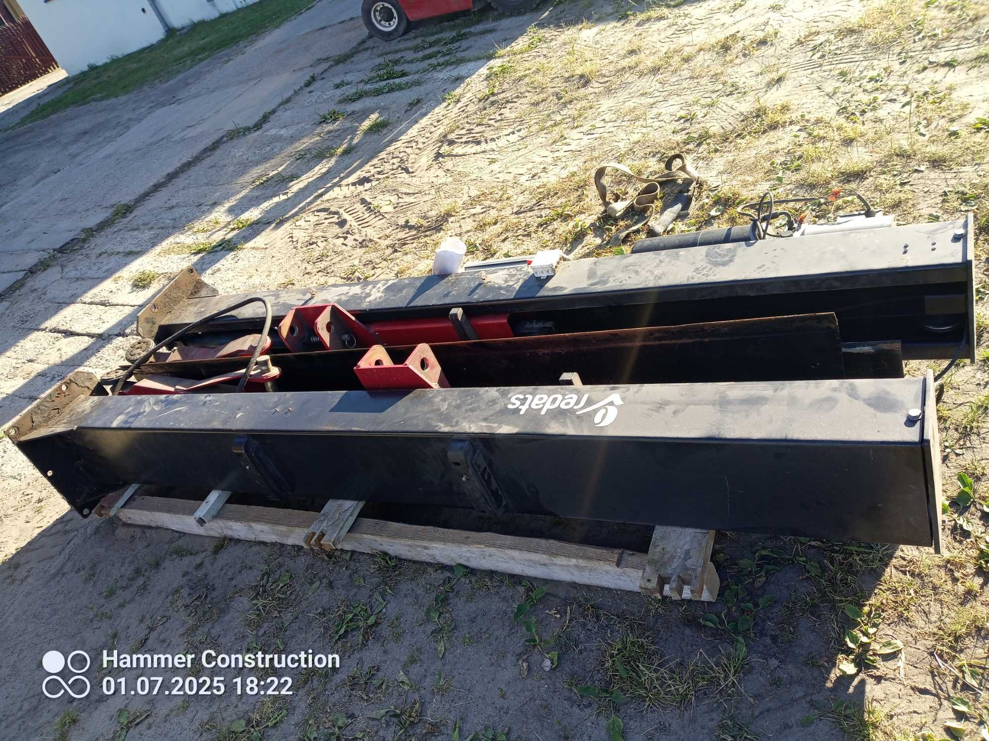 Podnośnik 4t  na 400v do busów kolumnowy dwukolumnowy redats