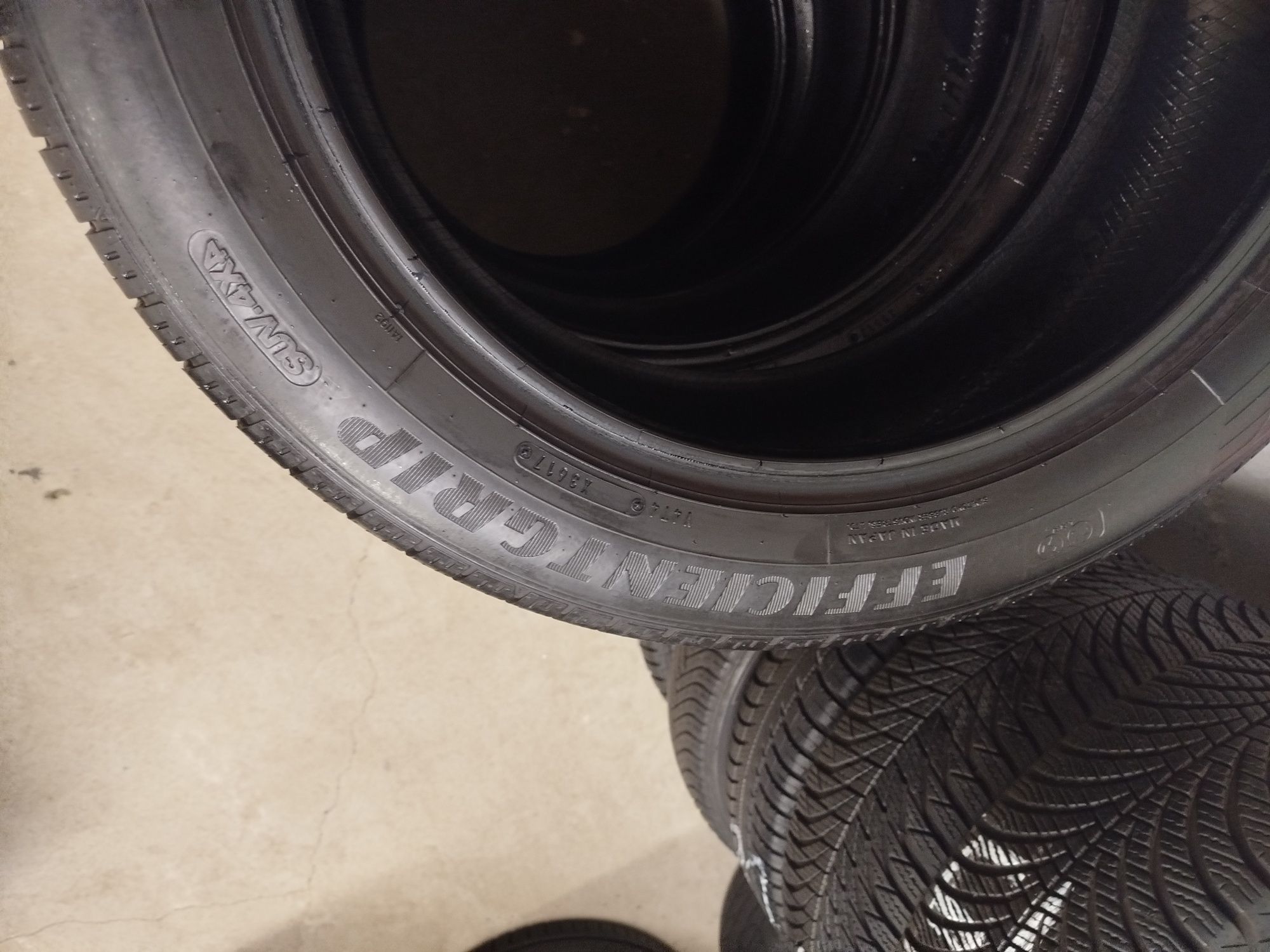 4 x Opony Letnie  225/55/19 Goodyear Efficientgrip SUV 4x4