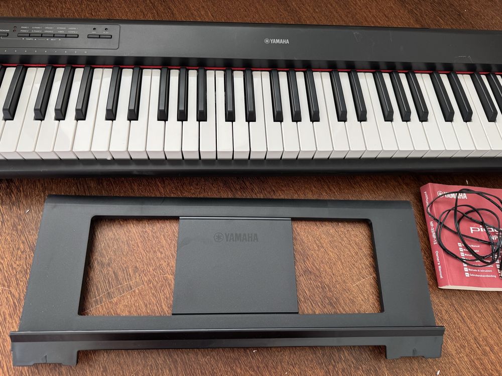 Teclado Yamaha NP-12B