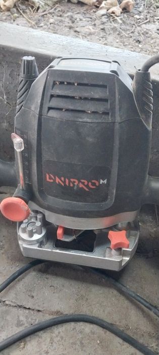 Фрезерний станок