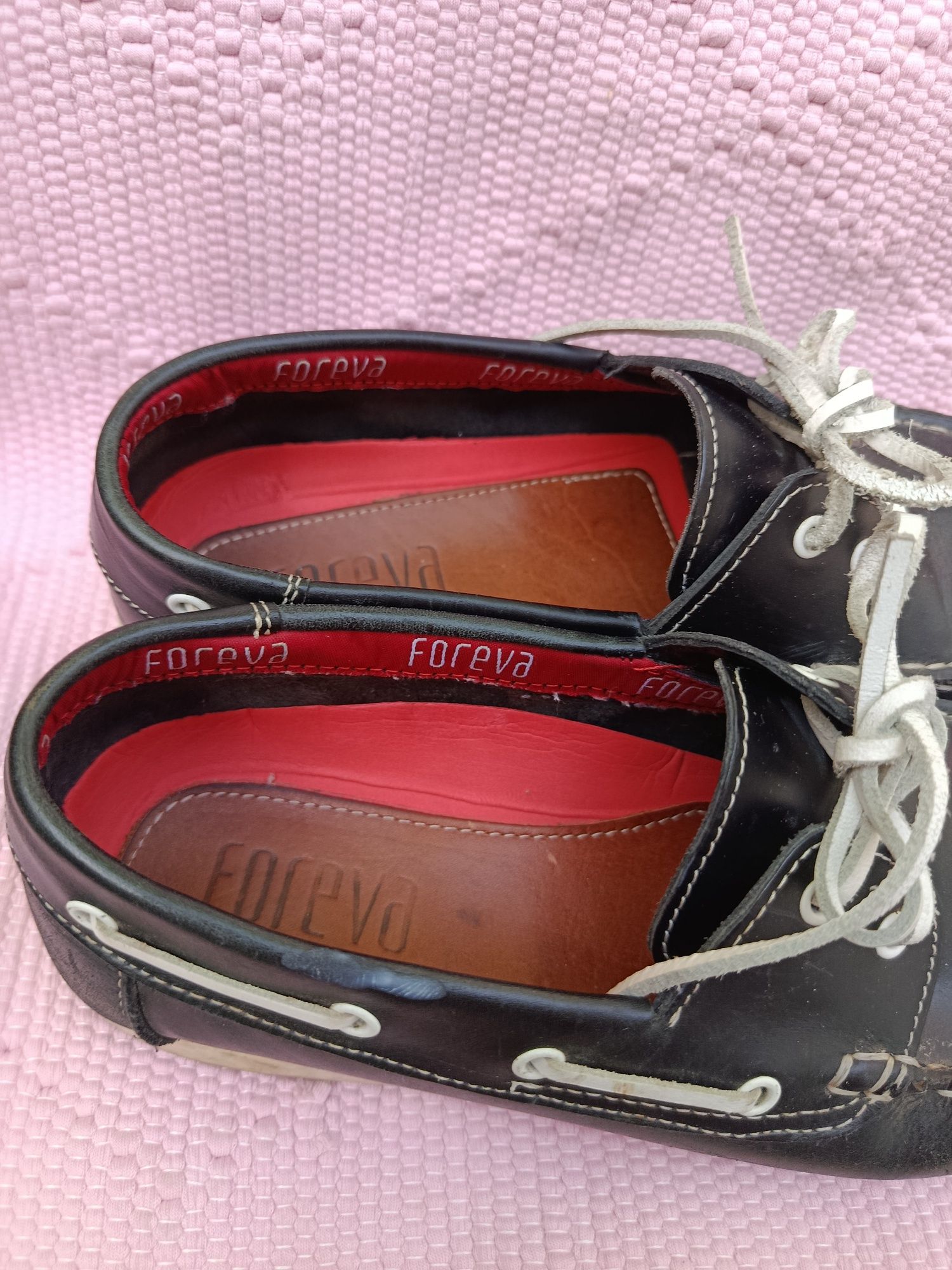 Sapatos de vela, em pele Foreva