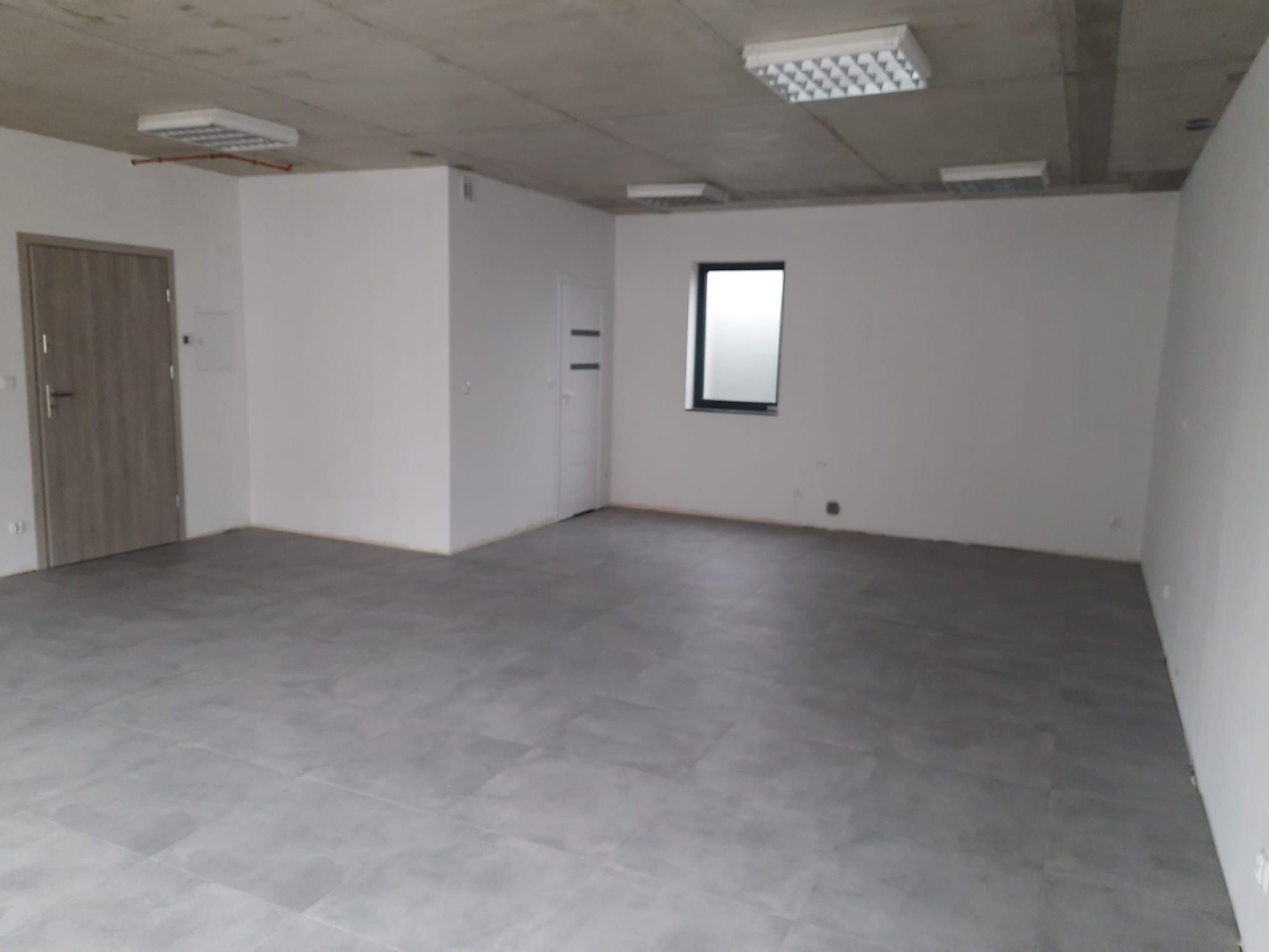 Lokal usługowo handlowy 53m2, Prószkowska