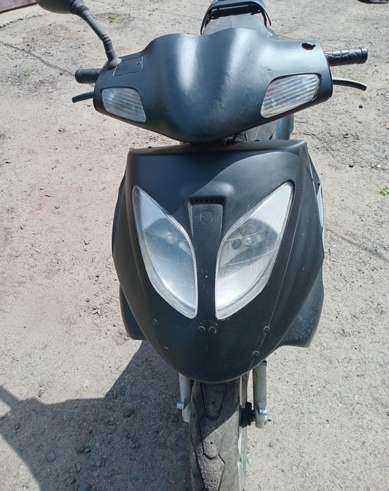 Продам скутер 50 кубовий.