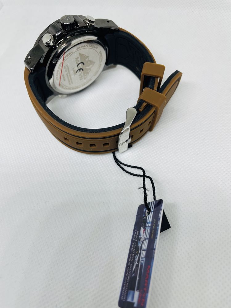 Martyn line digital dual time