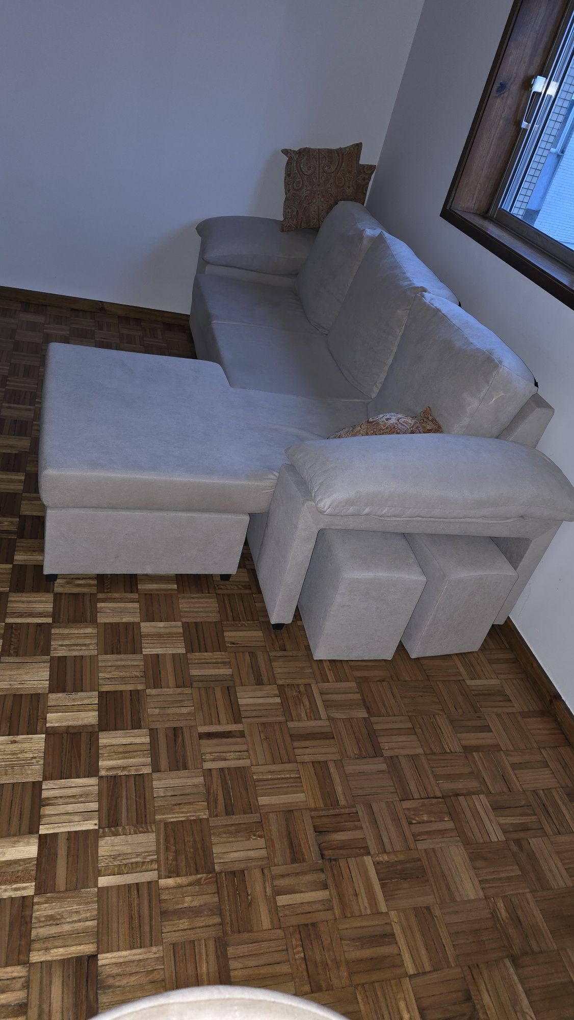 Sofa com 6 meses
