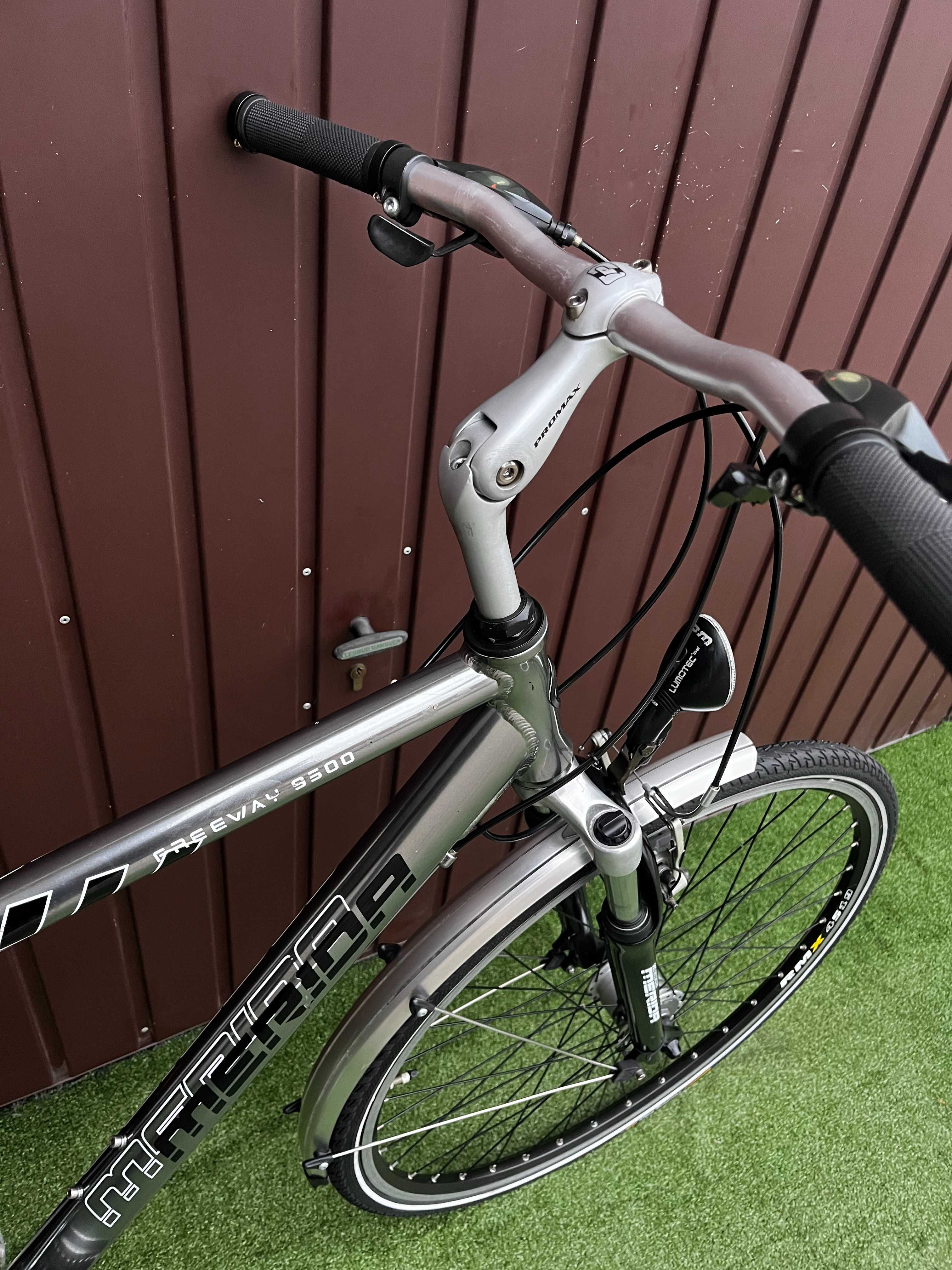Rower MERIDA FW 9500/alu./amor./koła 28"/prądnica/Shimano DEORE