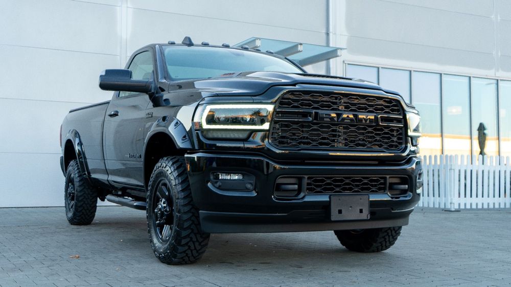 RAM 2500 RAM 2500 / 6.4 Benzyna / 4x4 / FV 23% / Leasing /