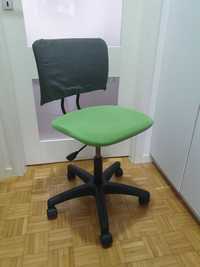 Krzeslo do biurka dziecięce zielone