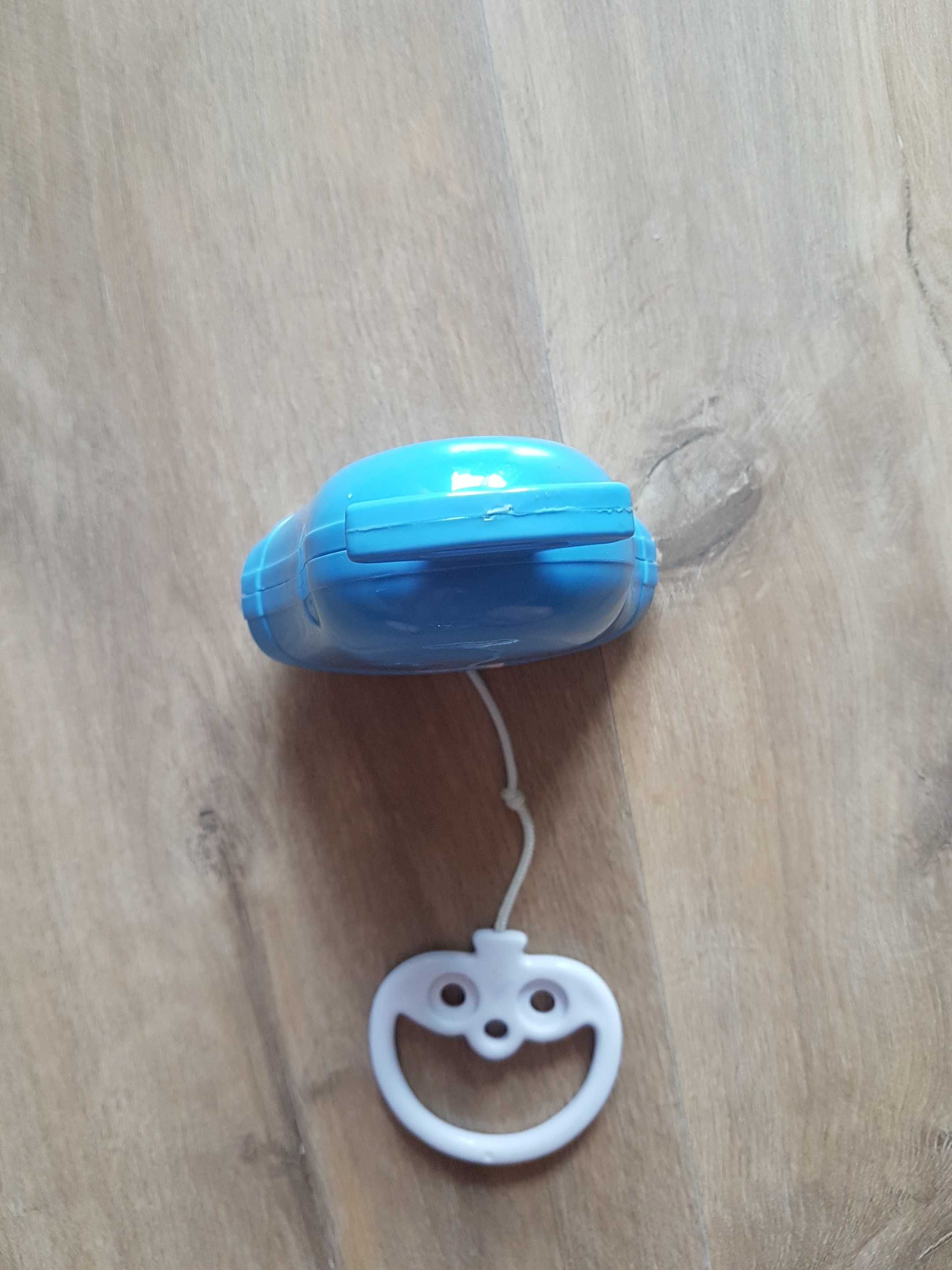 Simba Toys pozytywka zawieszka niebieski plastikowy dzwonek z misiem