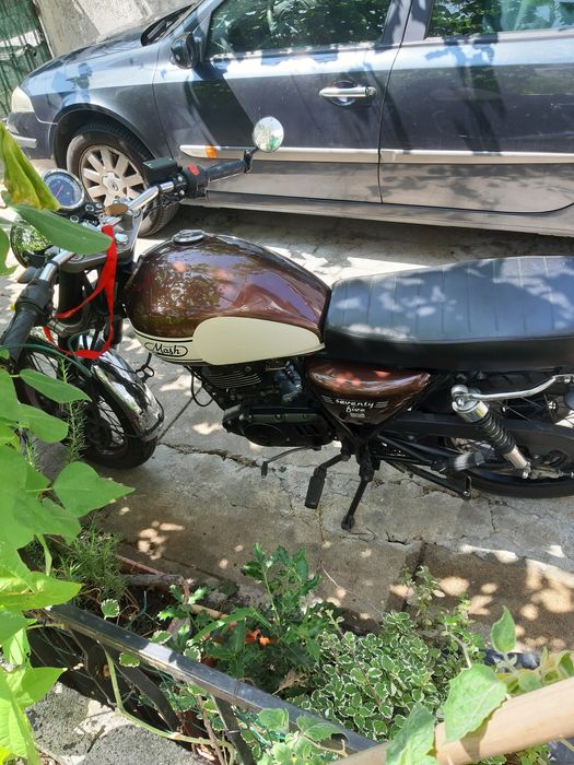 Moto francesa125 cc  11 kw documento único portugues motor suzuky marc