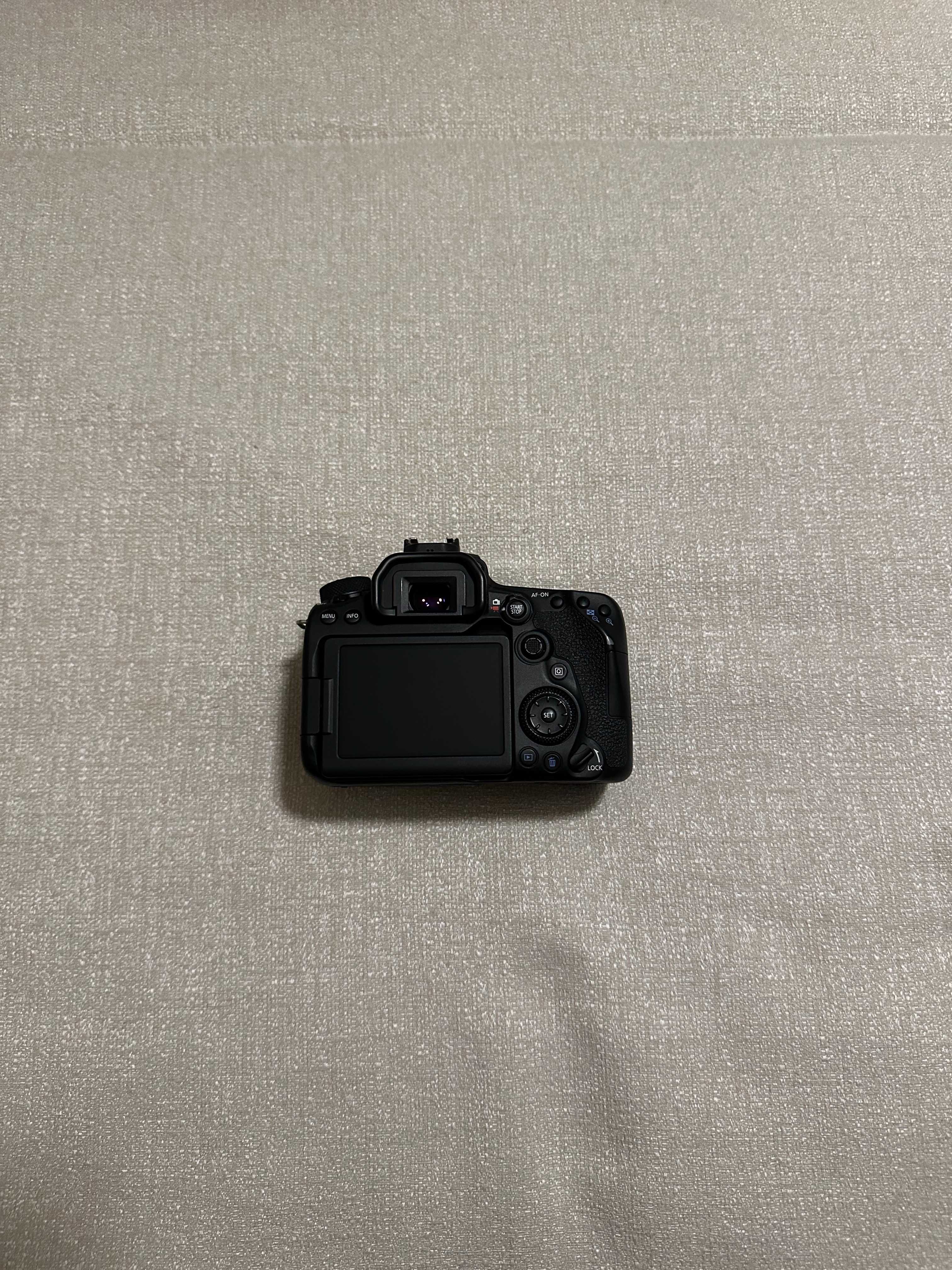 Conjunto Canon 90D mais objetivas