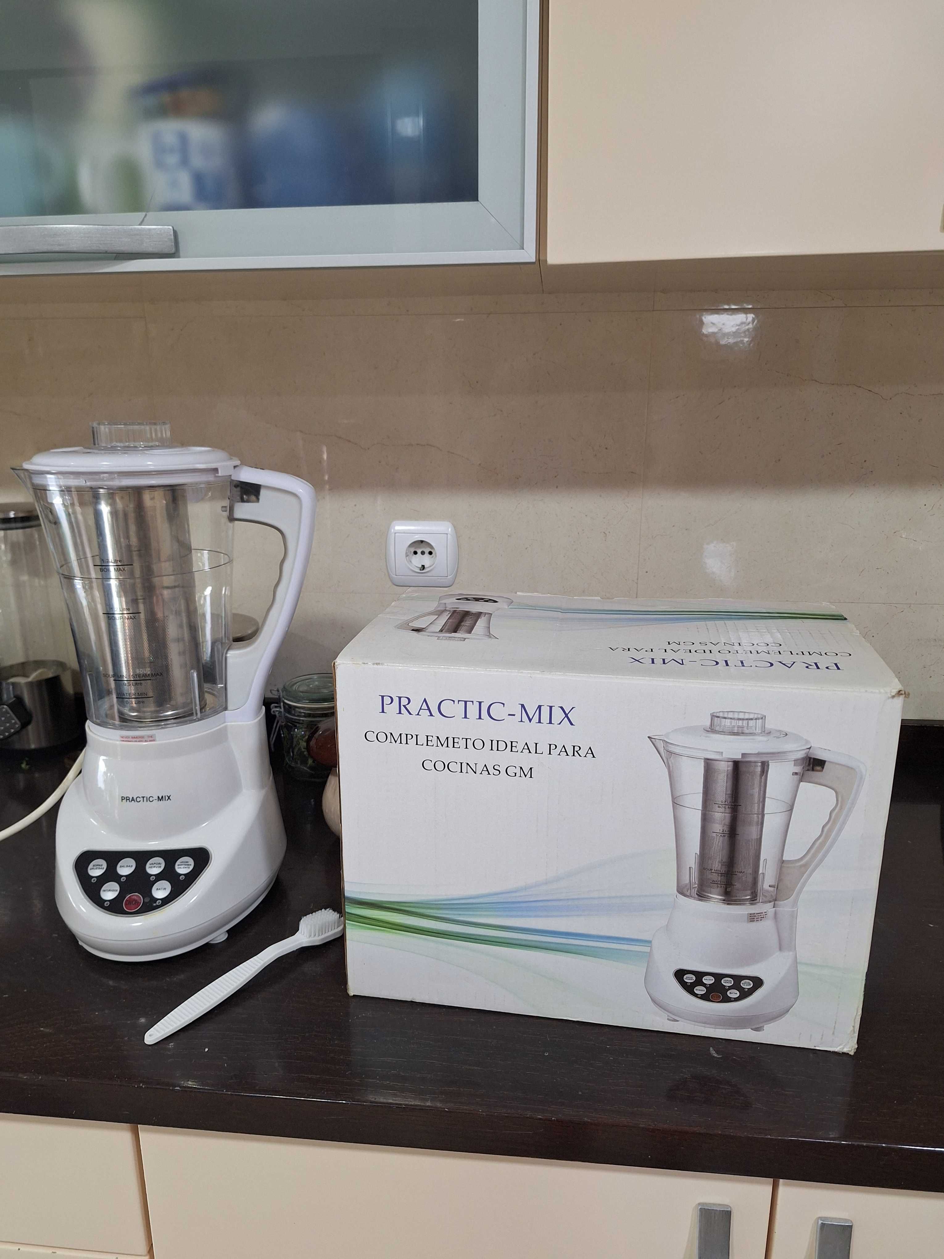 Liquidificadora Nova