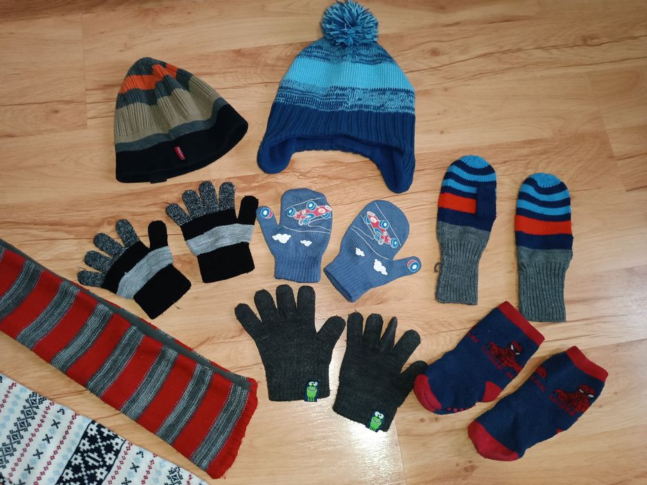 Czapki rękawiczki 98/104