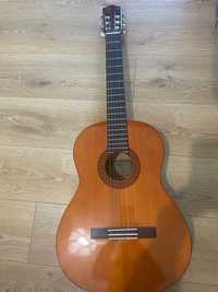 Класична гітара Yamaha C-40