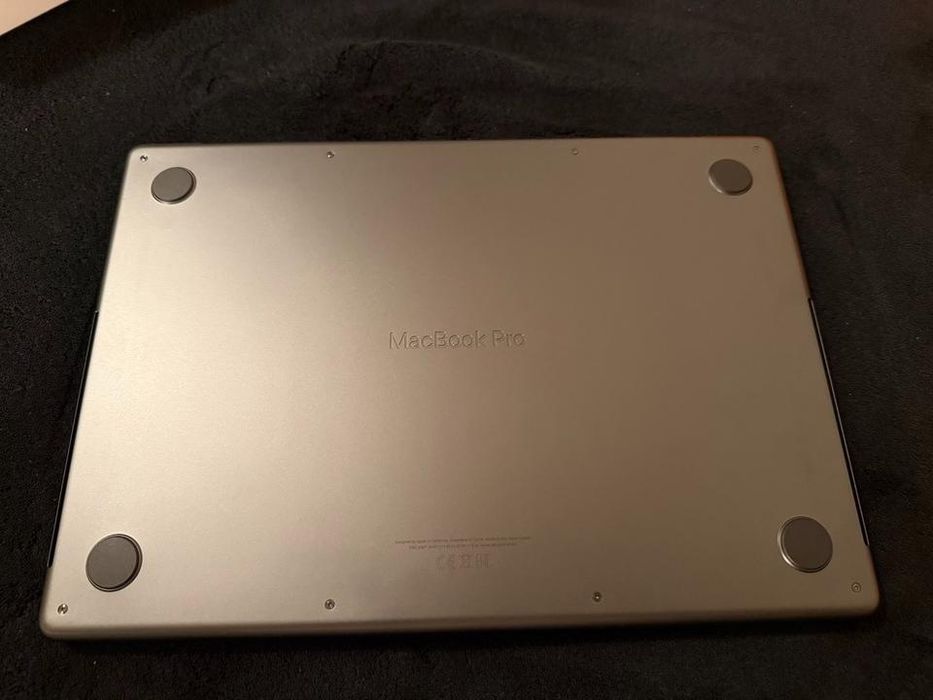 Apple macbook pro 14 M3 pro