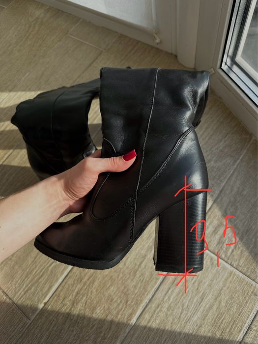 Шкіряні ботфорди