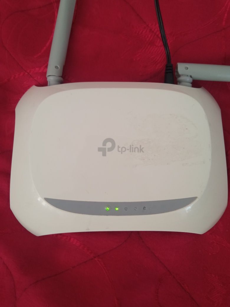 Wi-Fi Роутер tp-link.