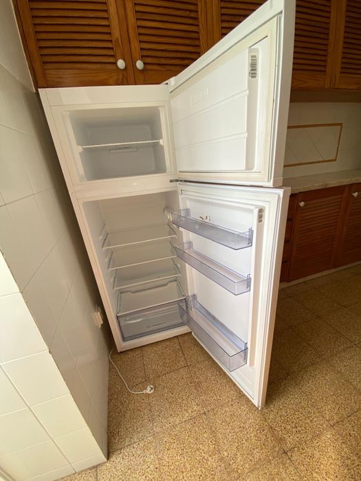 Frigorífico Novo - Indesit I55TM 4120 W 2