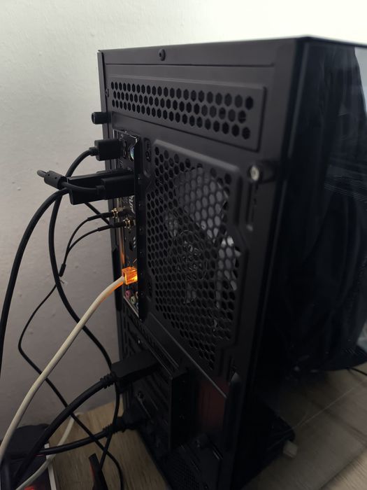 Caixa MSI MAG FORGE M100R – Vidro Temperado | ARGB | USB 3.2