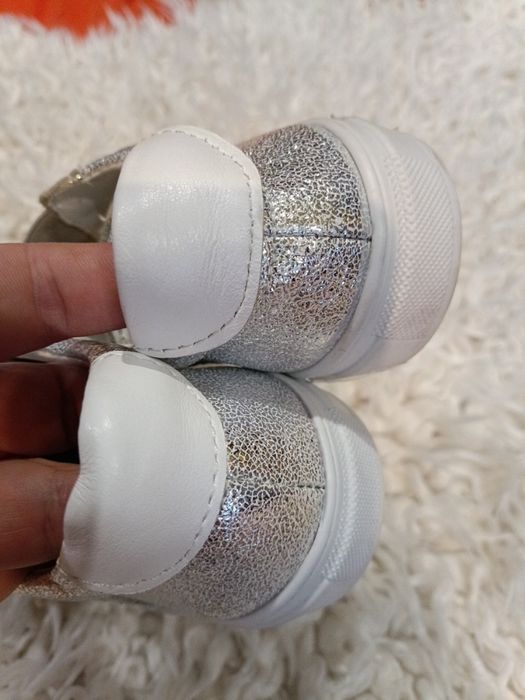 Макасины кожа для девочки р .32