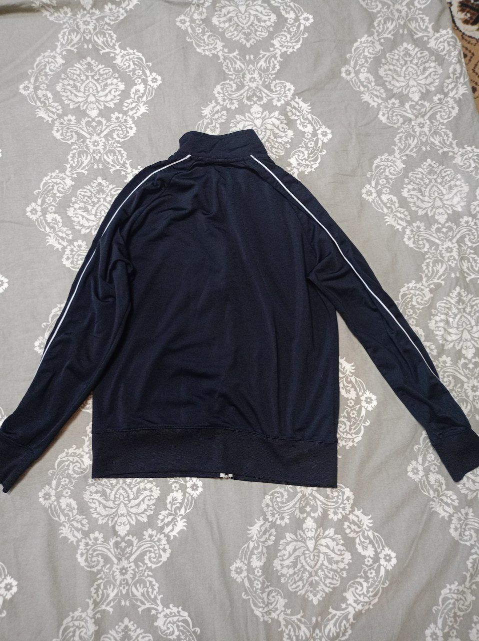 Олімпійка Nike Vintage Style. Чорний колір. В М розмірі.